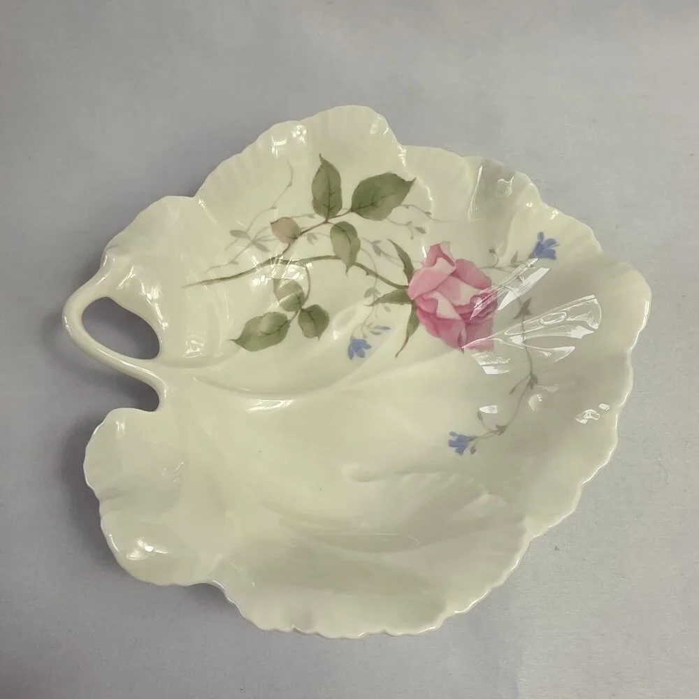 Mikasa April Rose 7 Inch Leaf Shaped Dish White with Pink Roses & Green Leaves